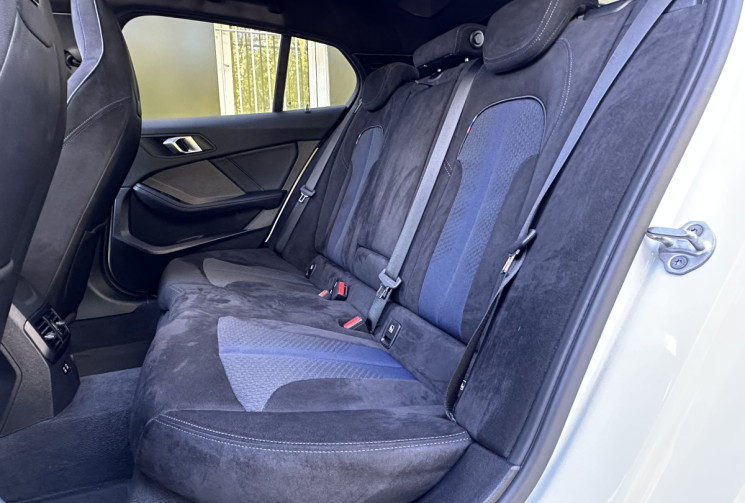 BMW Série 1 118i 136 M Sport DCT7 / Toit ouvrant / Sièges Baquet / Tête haute / Harman Kardon / TVA