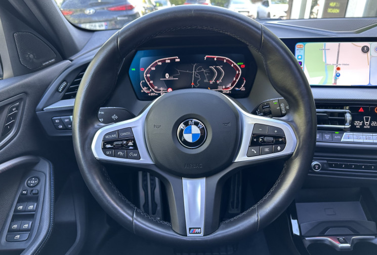 BMW Série 1 118i 136 M Sport DCT7 / Toit ouvrant / Sièges Baquet / Tête haute / Harman Kardon / TVA