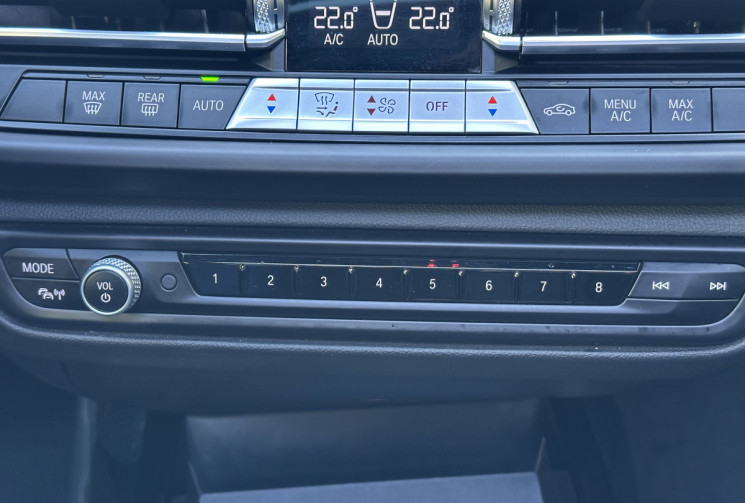 BMW Série 1 118i 136 M Sport DCT7 / Toit ouvrant / Sièges Baquet / Tête haute / Harman Kardon / TVA