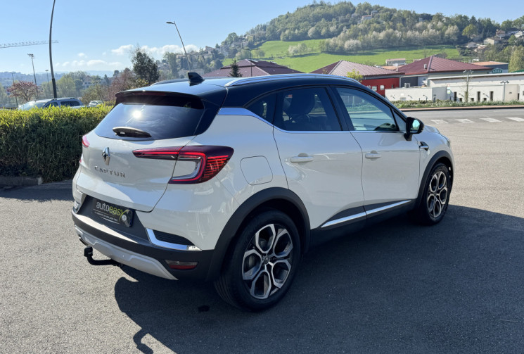 Renault Captur 1.0 Tce 100 Intens + Attelage (SUIVI RENAULT)