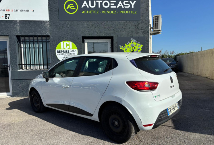 Renault Clio clio IV 1.5 DCI 75 business Société 2 places