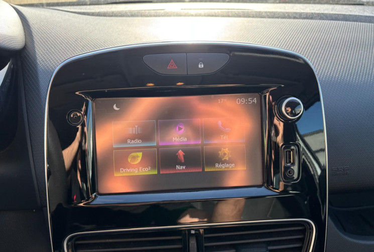 Renault Clio clio IV 1.5 DCI 75 business Société 2 places