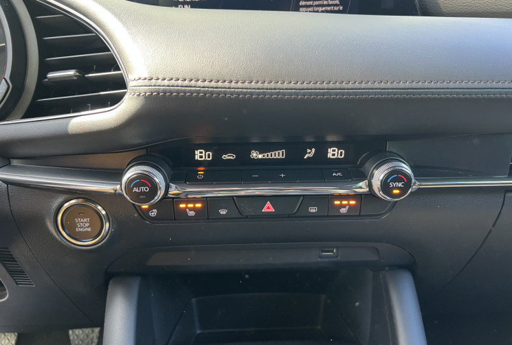 Mazda MAZDA 3 2.0 Skyactiv-X M-Hybrid 180 Sportline / Suivi Mazda / Bose / Caméra 360 / Carplay 