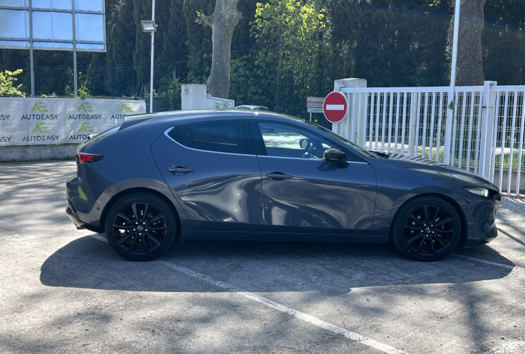 Mazda MAZDA 3 2.0 Skyactiv-X M-Hybrid 180 Sportline / Suivi Mazda / Bose / Caméra 360 / Carplay 