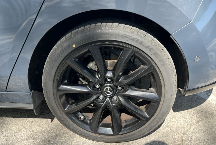 Mazda MAZDA 3 2.0 Skyactiv-X M-Hybrid 180 Sportline / Suivi Mazda / Bose / Caméra 360 / Carplay 