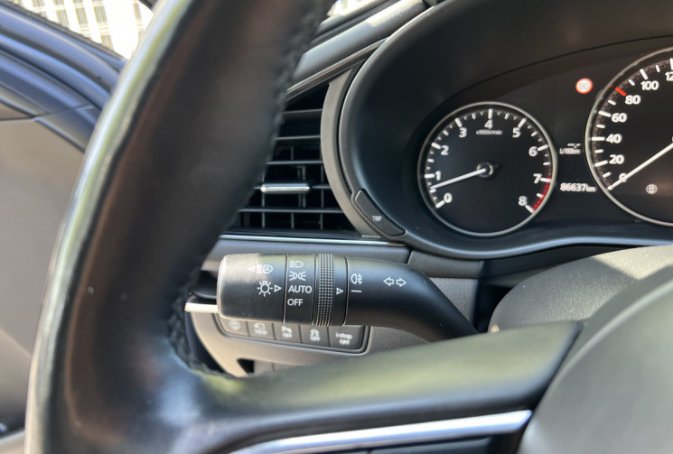 Mazda MAZDA 3 2.0 Skyactiv-X M-Hybrid 180 Sportline / Suivi Mazda / Bose / Caméra 360 / Carplay 