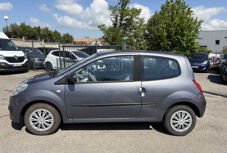 Renault Twingo 1.2 / 75 CH / HELIOS / CLIM / DISTRIB OK