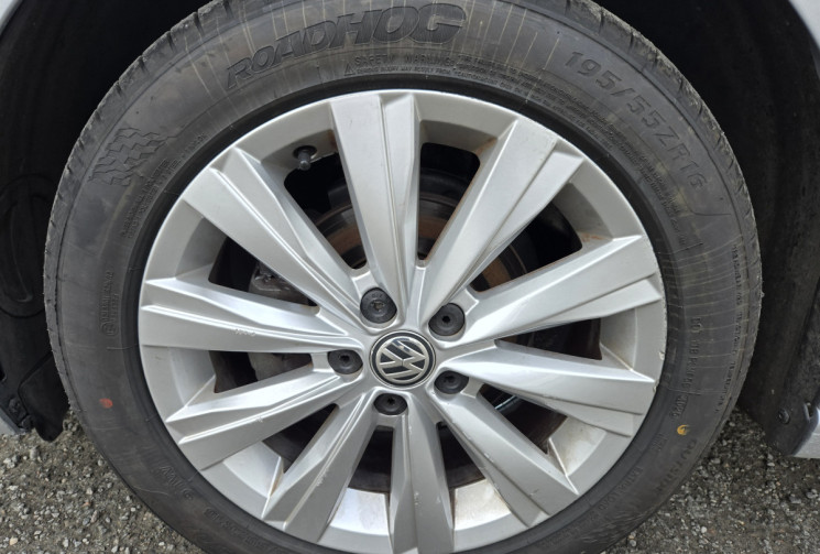 Volkswagen Polo 1.0 TSI 95ch Copper Line Euro6d-T * Carplay * regulateur adaptatif * radars AV/AR   