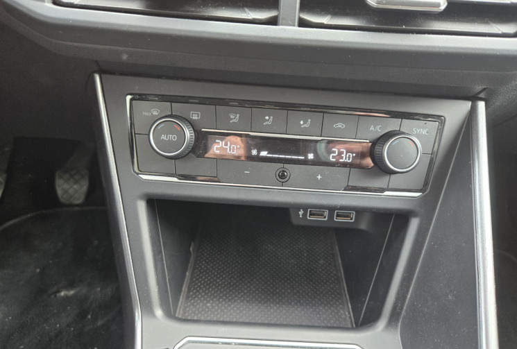 Volkswagen Polo 1.0 TSI 95ch Copper Line Euro6d-T * Carplay * regulateur adaptatif * radars AV/AR   