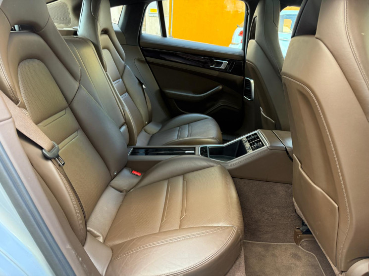 Porsche Panamera 2.9 440 / 4S / TOIT OUVRANT / CUIR ETENDU / CARPLAY 
