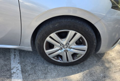 Peugeot 208 1.2 PURETECH 82 PACK STYLE  / MOTEUR 15000 KM AVEC FACTURE