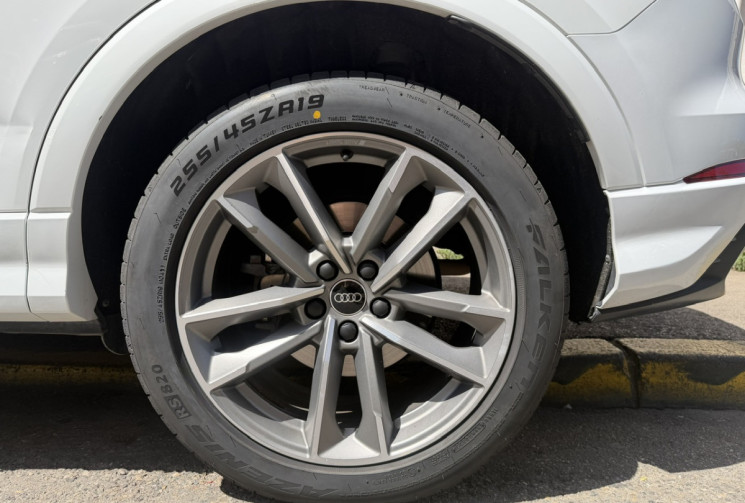 Audi Q3 s line 45e 1.4 TFSI 16V 245 PHEV DSG6 / origine France 2em main 