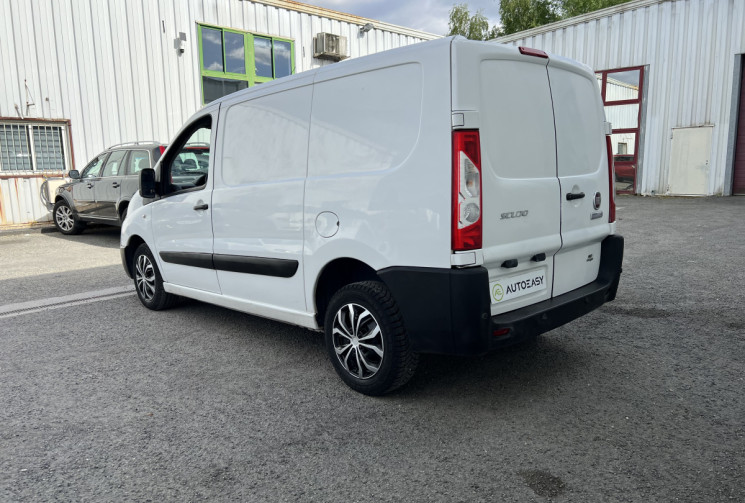 FIAT Scudo II 90 cv 1.6  Fourgon L1H1 * Radars de recul 