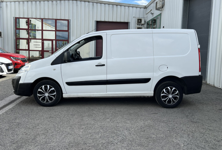 FIAT Scudo II 90 cv 1.6  Fourgon L1H1 * Radars de recul 