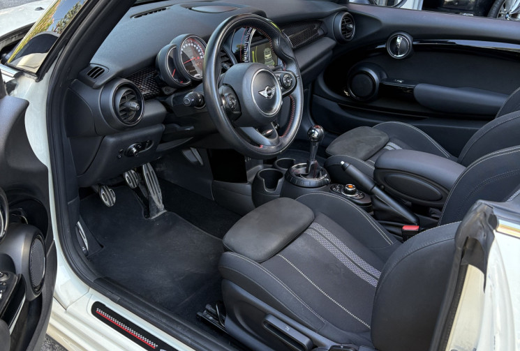 Mini Cooper S John Cooper Works 231cv Cabriolet / 1ere main / Entretenue 