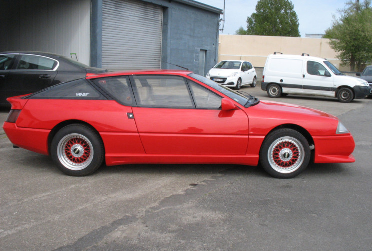 Renault ALPINE V6 GT 2.8 160CH