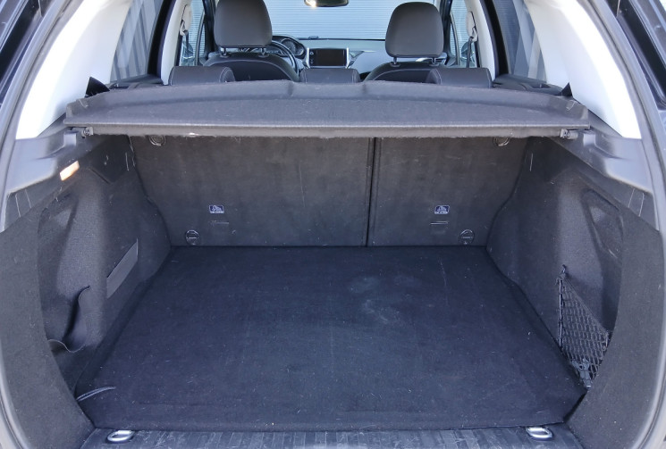 Peugeot 2008 1.5 BlueHDi Allure