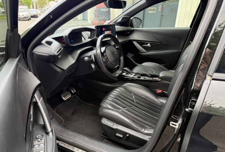 Peugeot 208 1.2 PURETECH 130 S&S GT LINE EAT8