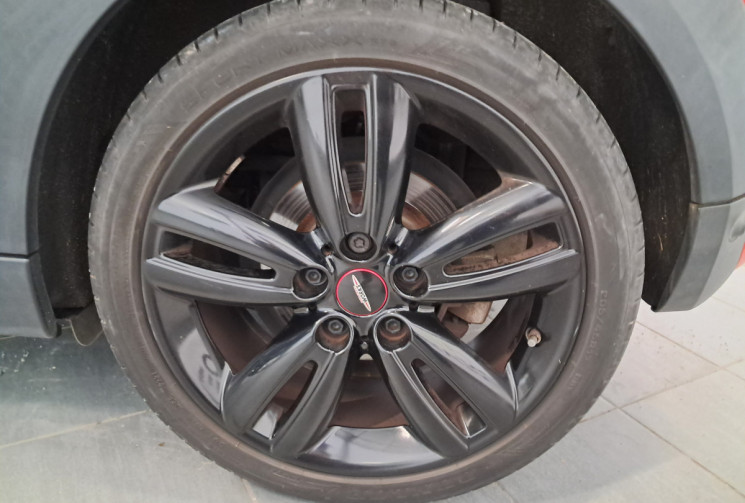 Mini Mini (F56) phase2 Cooper 136 John Cooper Works BVA7 - TOIT PANO  - entretien mini - 2eme main