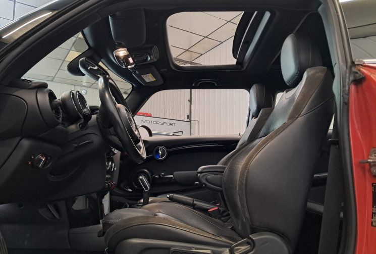 Mini Mini (F56) phase2 Cooper 136 John Cooper Works BVA7 - TOIT PANO  - entretien mini - 2eme main