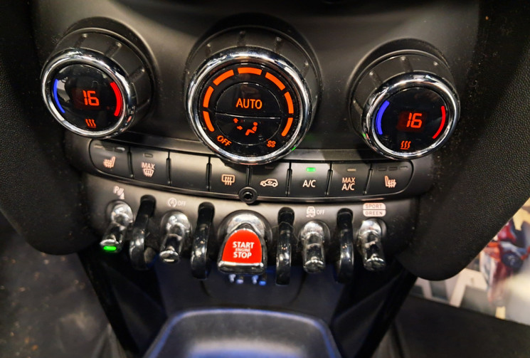 Mini Cooper (F56) phase2 1.5i 136 John Cooper Works BVA7 - TOIT PANO  - entretien mi