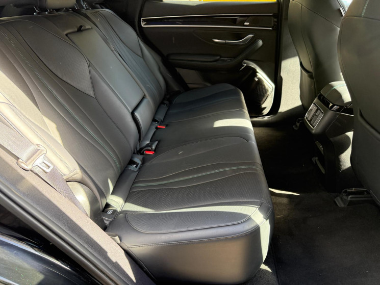 BYD Seal U CARPLAY / TOIT OUVRANT / ETAT NEUF / TVA RECUPERABLE / ORIGINE FRANCE 1ème MAIN