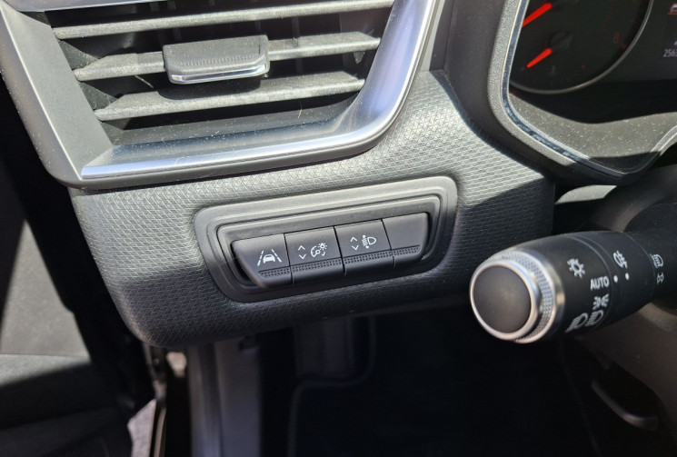 Renault CLIO V 1.0 TCe 100 Business 25600 KMS