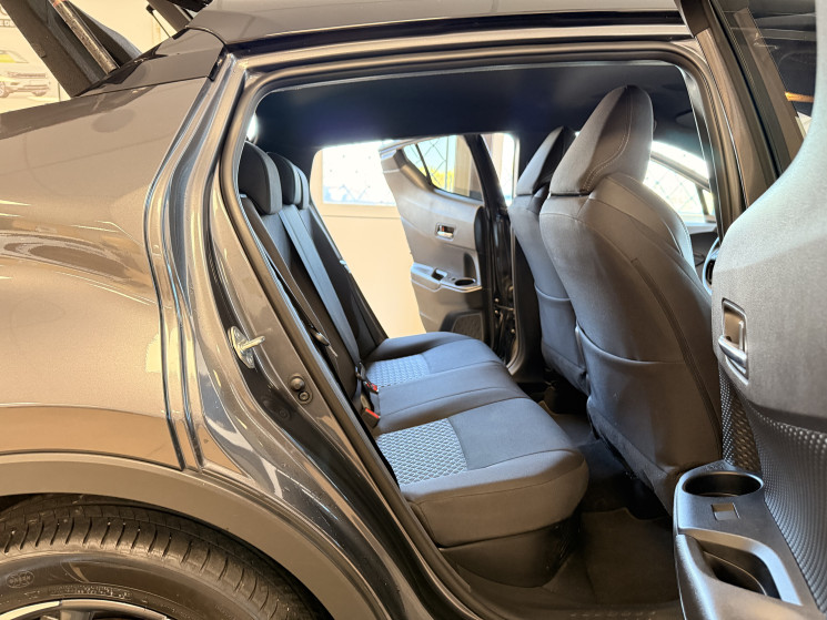 Toyota C-HR 2.0 HYBRIDE 184CH DESIGN ULTIMATE E-CVT / ENTRETIEN TOYOTA