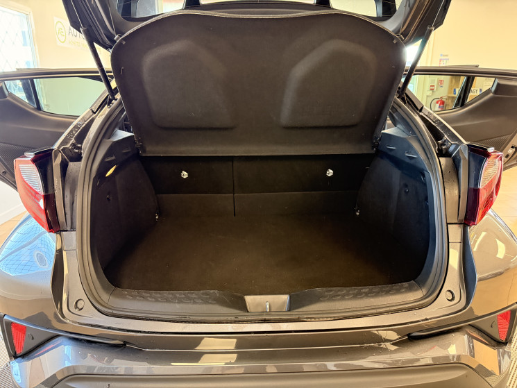 Toyota C-HR 2.0 HYBRIDE 184CH DESIGN ULTIMATE E-CVT / ENTRETIEN TOYOTA