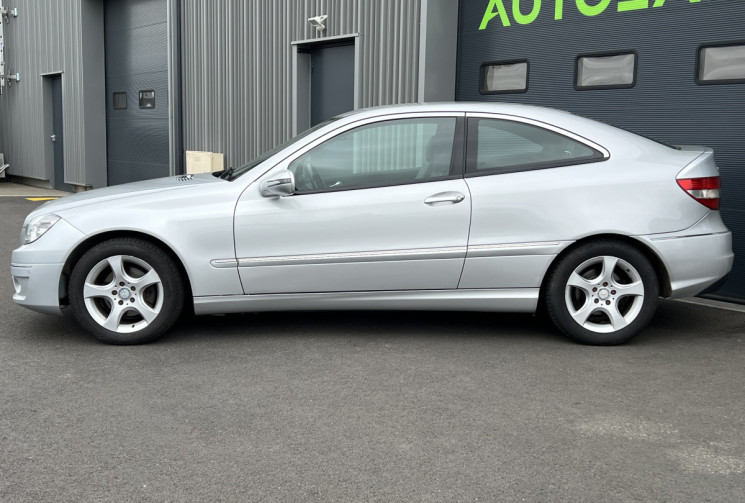 Mercedes CLASSE CLC 220 CDi 2.1 CDI 16V 150 cv