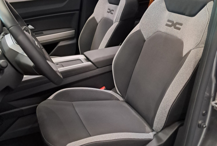 Dacia Bigster 1.8 hybrid 155 JOURNEY  toit ouvrant panoramique 1ere main parfait état garantie 07-28