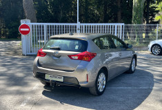 Toyota AURIS 1.4 D-4D 90 Dynamic / 1ère Main / Caméra / Carplay / Attelage / Moteur à Chaine