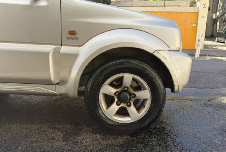 Suzuki Jimny (SN4) 1.3 i 16V 4WD 85 cv origine France 1er Main / CLIM / DECAPOTABLE 