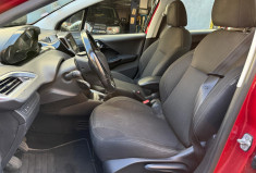 Peugeot 208 DISTRIBUTION NEUVE / CARPLAY / ORIGINE FRANCE 3ème MAIN