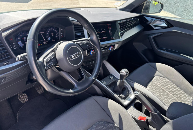 Audi A1 SPORTBACK Audi A1 SPORBACK S-Line