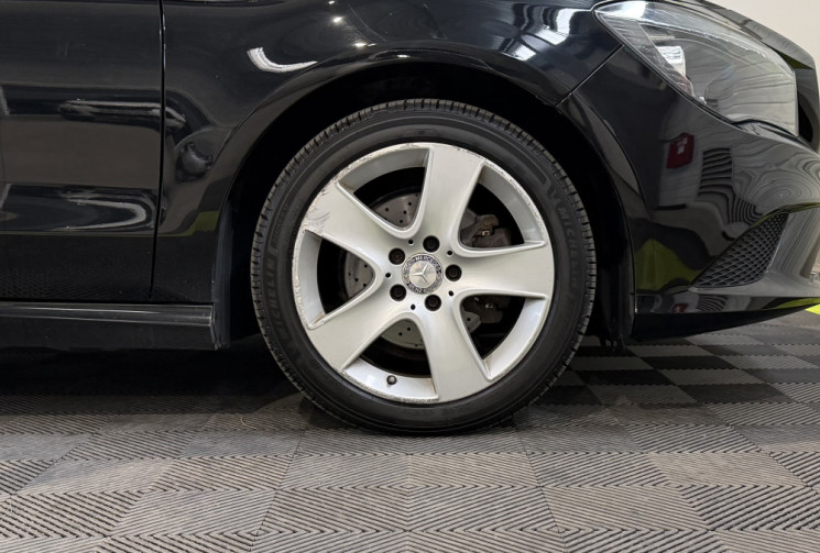 Mercedes CLA 180 1,6 122 INSPIRATION - Première main - Faible kilométrage