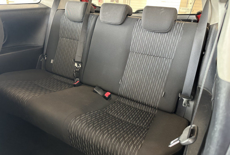 Toyota Yaris  1.0 VVT-i Tendance 69 / Très peu kilométré / Climatisation