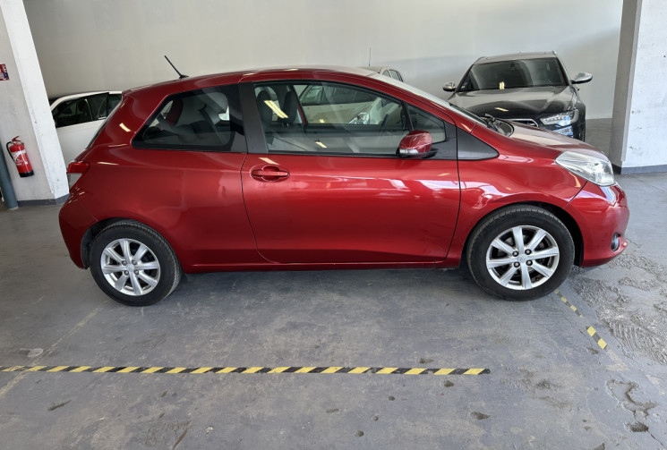 Toyota Yaris  1.0 VVT-i Tendance 69 / Très peu kilométré / Climatisation