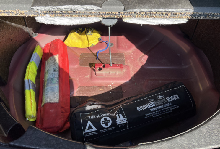 Land-Rover DISCOVERY SPORT 2.0 TD4 AWD 150Ch PURE BVA9