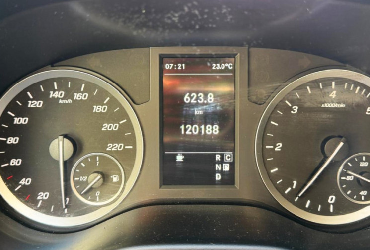 Mercedes Vito Fourgon 114 1.9 CDI 16V 9G-TRONIC 136 cv Origine France 1er main / carplay / camera / 