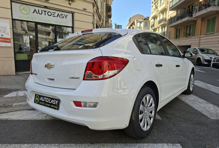 Chevrolet CRUZE 1.6i 124 CH LS PLUS 23700 kms 1ere main