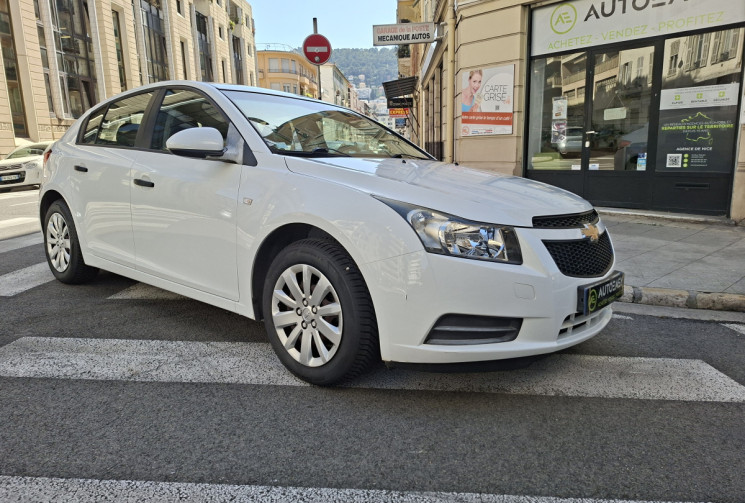 Chevrolet CRUZE 1.6i 124 CH LS PLUS 23700 kms 1ere main