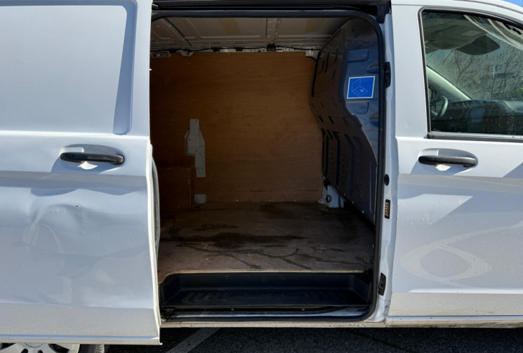 Mercedes Vito Fourgon 114 1.9 CDI 16V 9G-TRONIC 136 cv Origine France 1er main / carplay / camera / 