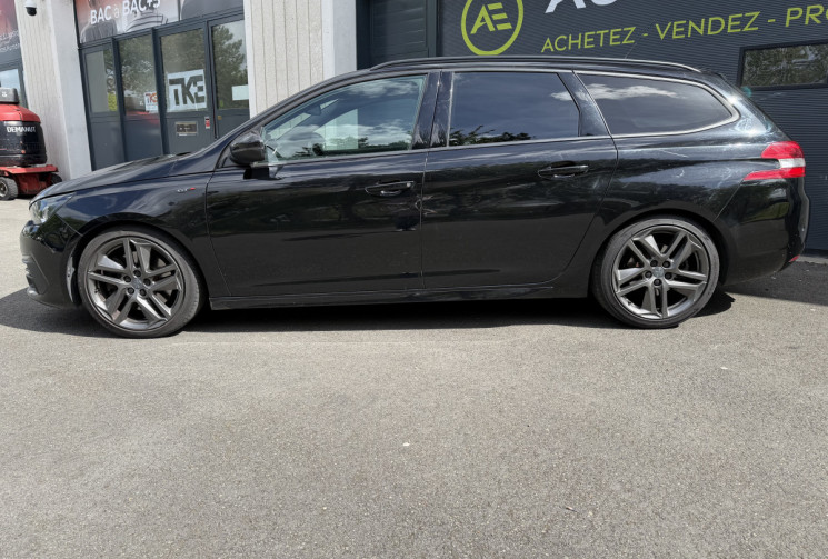 Peugeot 308  SW II 2.0 GT Blue HDI 180 S&S EAT 8 / TOIT PANORAMIQUE / FULL CUIR