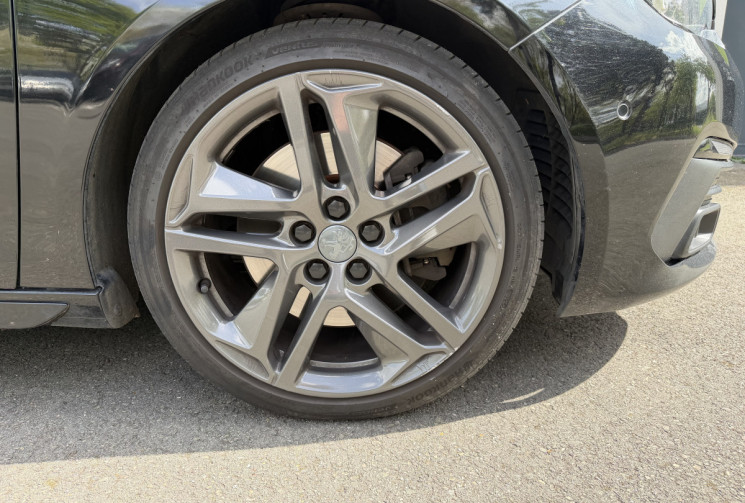 Peugeot 308  SW II 2.0 GT Blue HDI 180 S&S EAT 8 / TOIT PANORAMIQUE / FULL CUIR