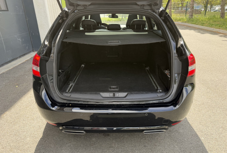 Peugeot 308  SW II 2.0 GT Blue HDI 180 S&S EAT 8 / TOIT PANORAMIQUE / FULL CUIR