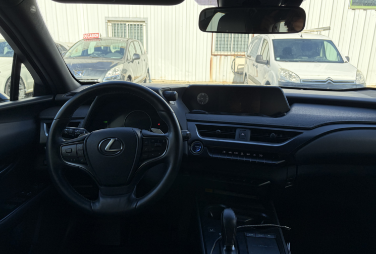 Lexus UX 300E Luxe 205 ch 77ppm 72.8kwh 2wd bva*carplay*camera pano*sieges chauffant/ventilés