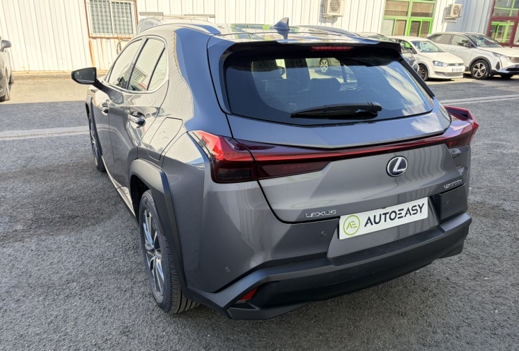 Lexus UX 300E Luxe 205 ch 2wd bva 40 000 KM – BATTERIE 98 % – CARPLAY – CAMÉRA