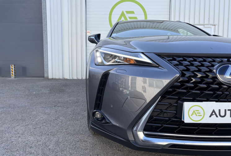 Lexus UX 300E Luxe 205 ch 77ppm 72.8kwh 2wd bva*carplay*camera pano*sieges chauffant/ventilés