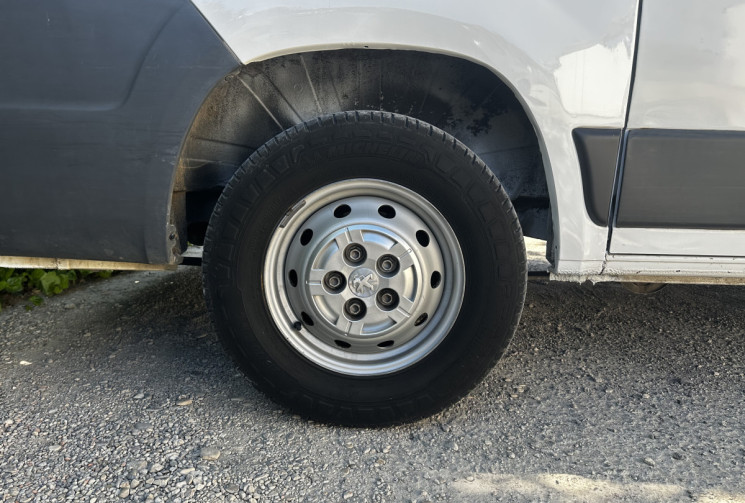 Peugeot Boxer Fg II 330 L1H1 2.0 BlueHDi 110 Premium